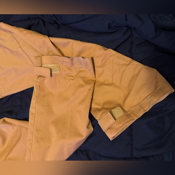 New Jordan set (Jordan pants and Jordan shirt). Both only worn once. - Picture 6 of 8